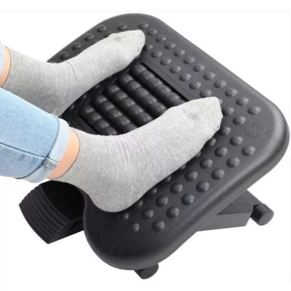 Ergonómikus állítható dőlésszögű és magasságú lábtámasz masszázsgörgőkkel